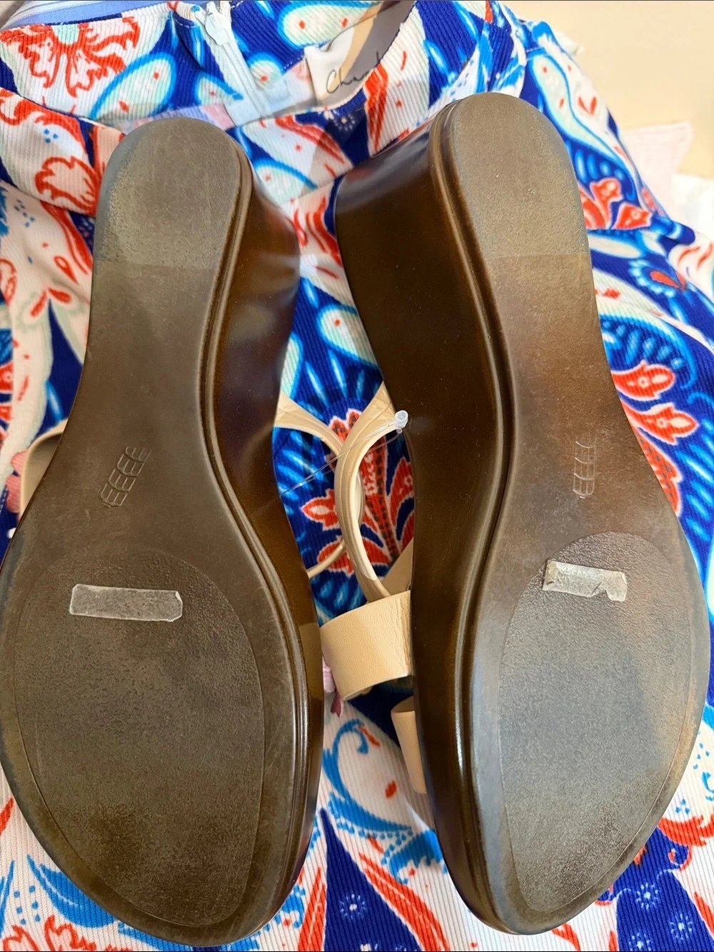 Italian Shoemakers Women's Beige Leather Slide Sandals with Floral Accent